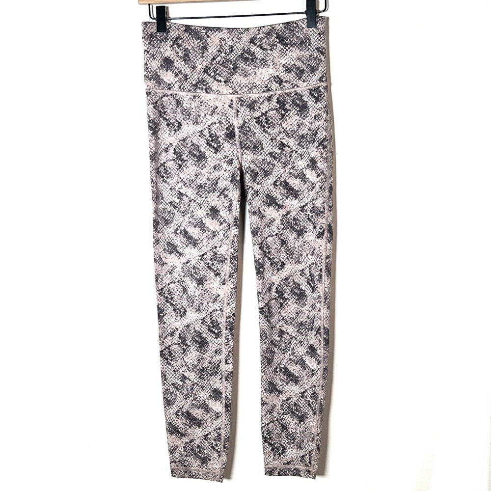 Gap fit eclipse tan and black snake print legging pants size small S B192